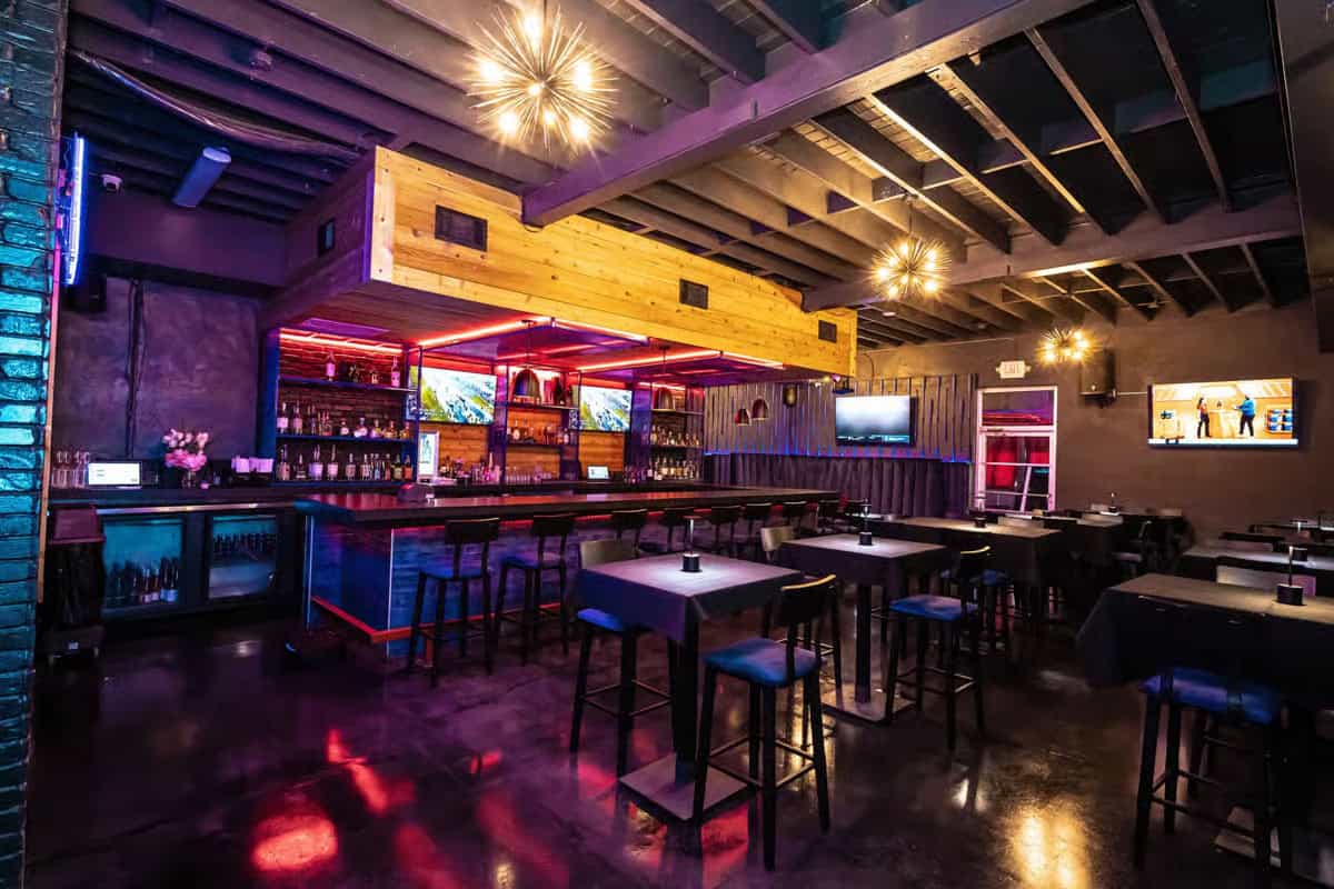 A Summary Of Pub & Grill Services
